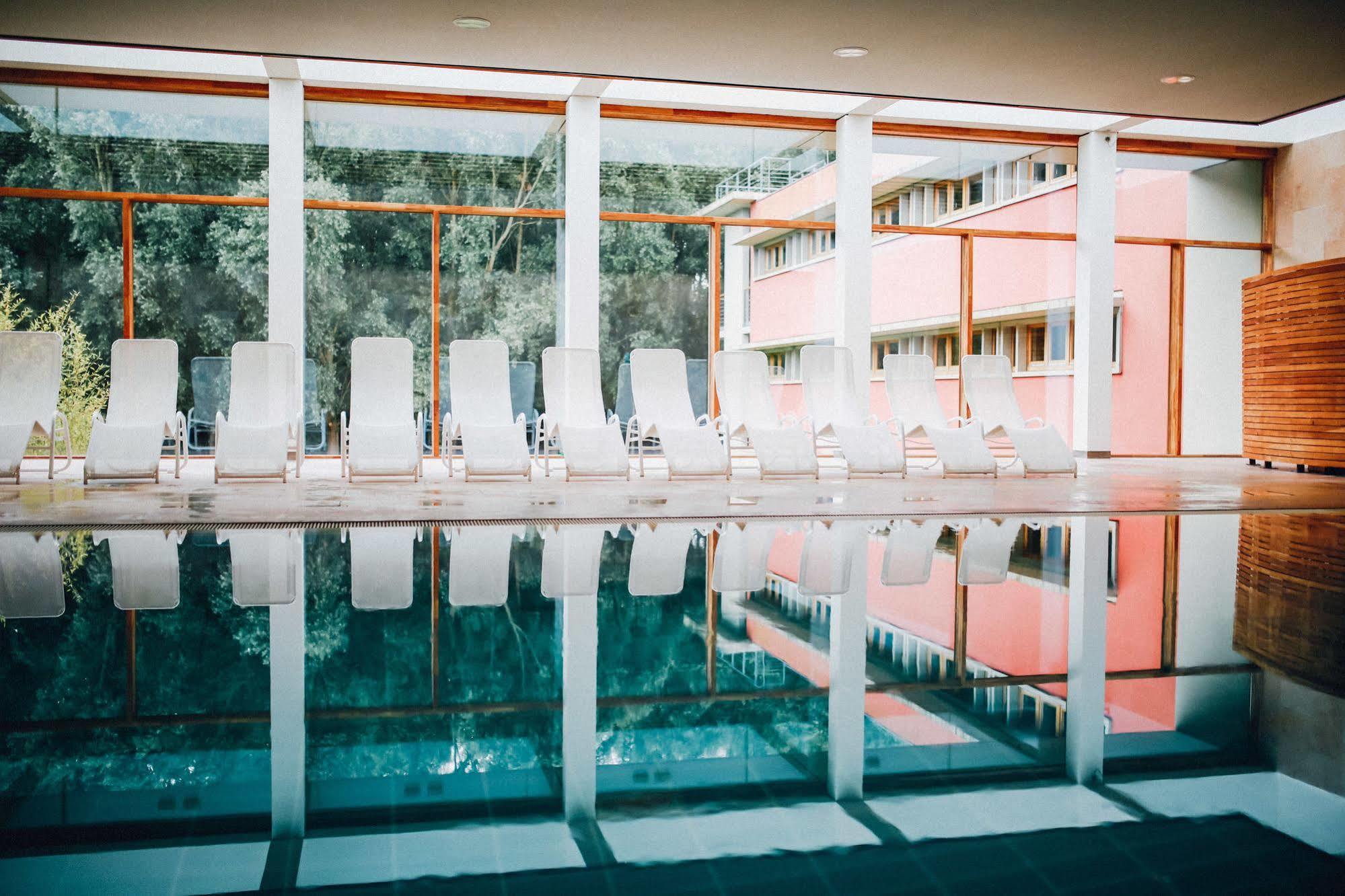 Ostseehotel Dierhagen Exterior photo